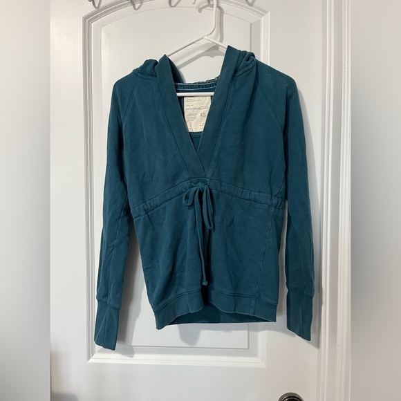 Aeropostale: Cotton V  Hoodie - Picture 1 of 3